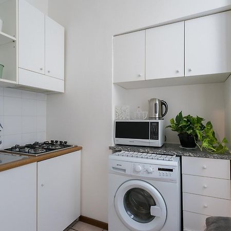 Love & Smile Apartment By Rent All Комо Экстерьер фото