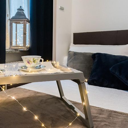 Love & Smile Apartment By Rent All Комо Экстерьер фото
