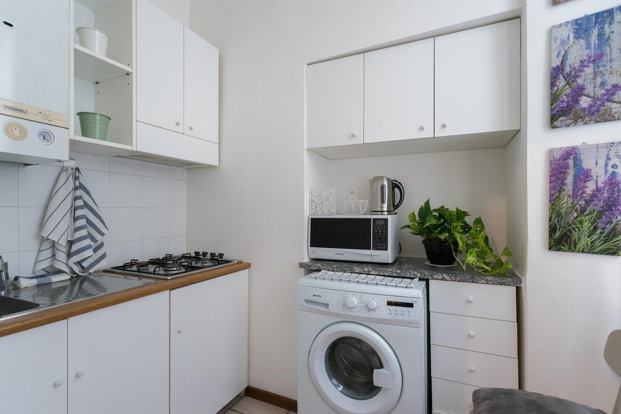 Love & Smile Apartment By Rent All Комо Экстерьер фото