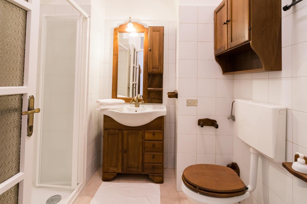 Love & Smile Apartment By Rent All Комо Экстерьер фото